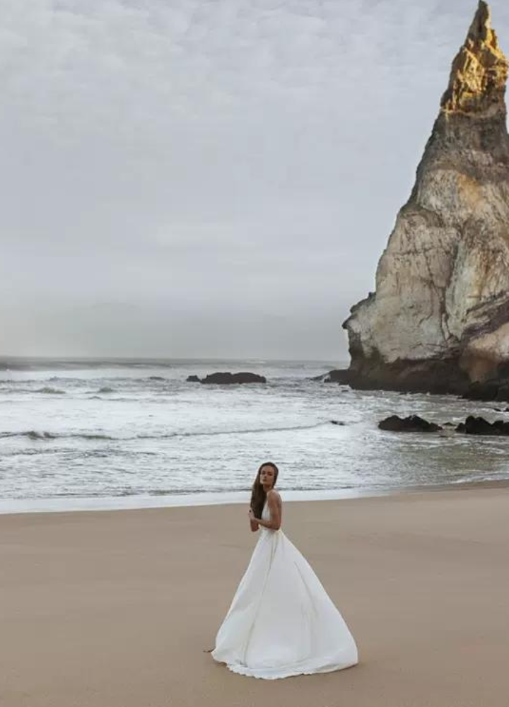 Woman VNeck Back Open Photo Wedding White Long Dress CDR079