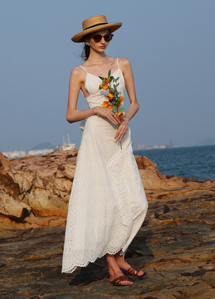 Woman White Back cut Scallop Lace Long Dress CDR098