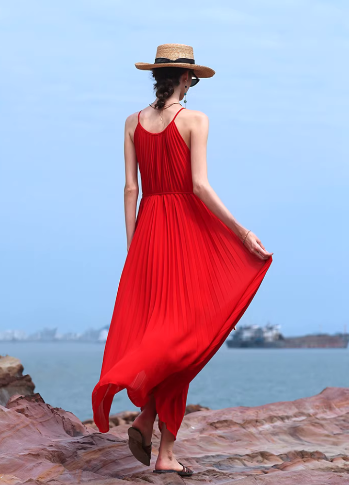 Woman Red Halter Neck Pleats Long Dress CDR090