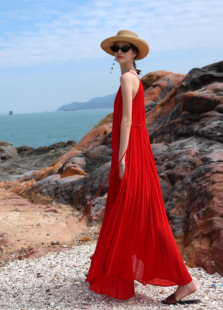 Woman Red Halter Neck Pleats Long Dress CDR090