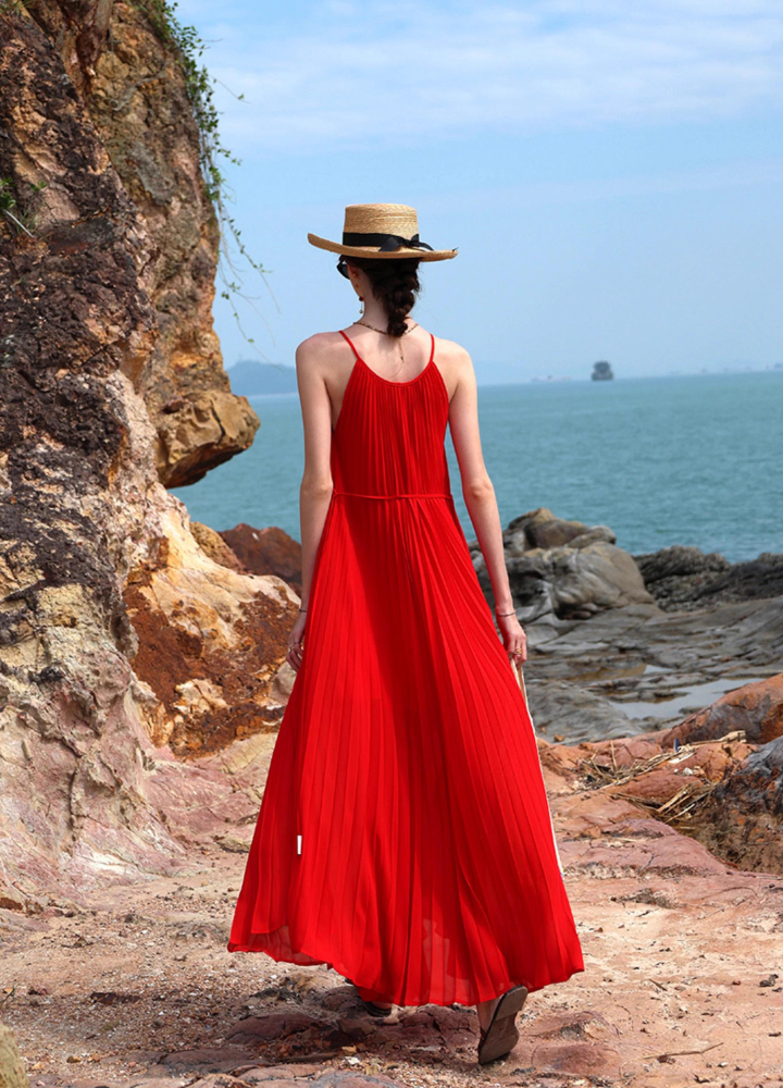 Woman Red Halter Neck Pleats Long Dress CDR090
