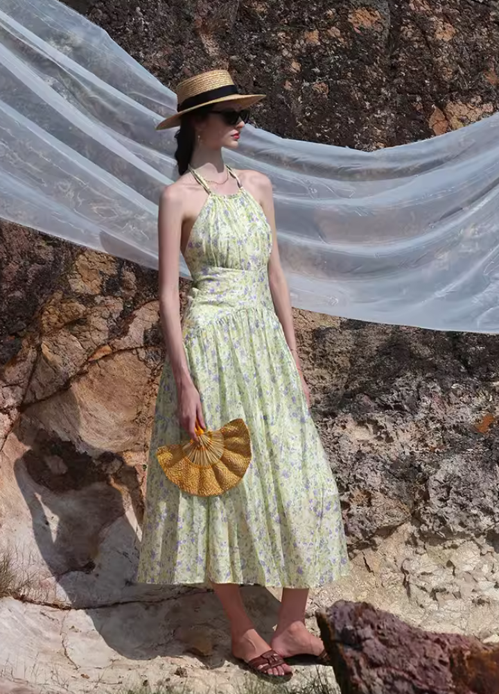 Woman Green Floral Ribbon Halter Neck Flare Dress CDR101