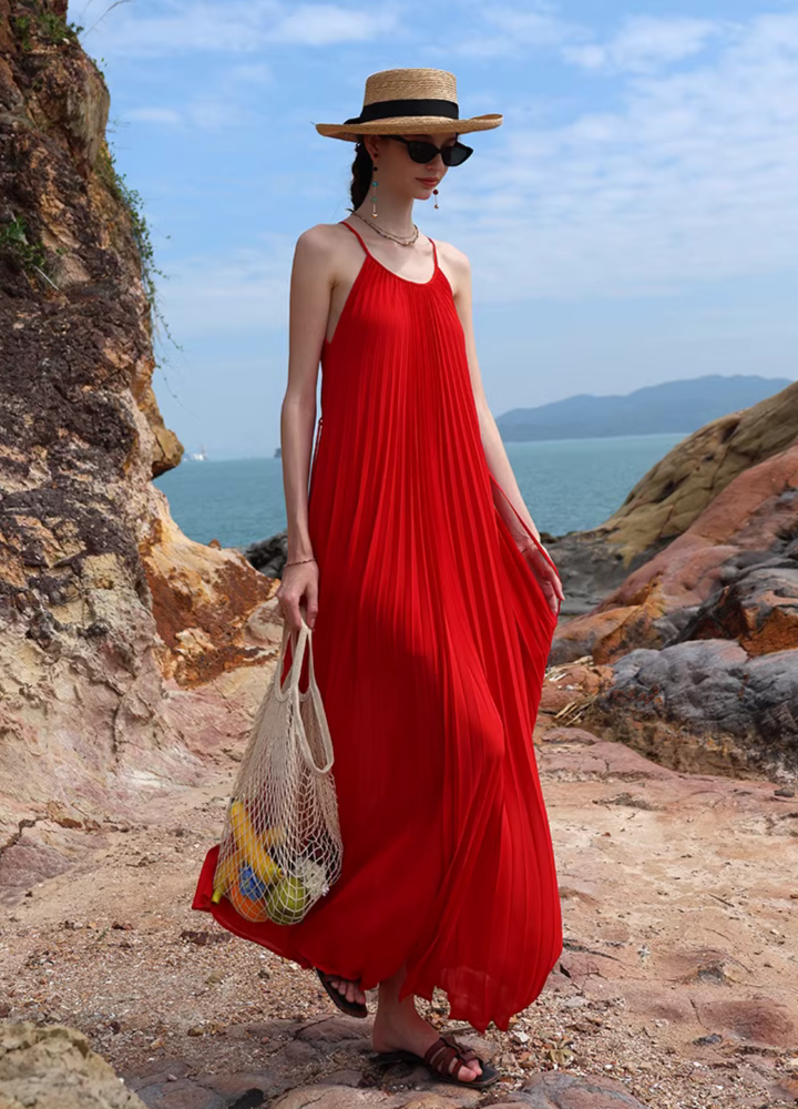 Woman Red Halter Neck Pleats Long Dress CDR090