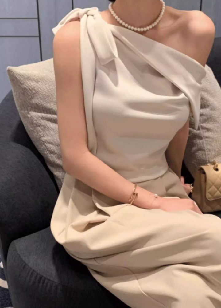 Woman Ribbon One Shoulder Sleeveless Blouse CST007