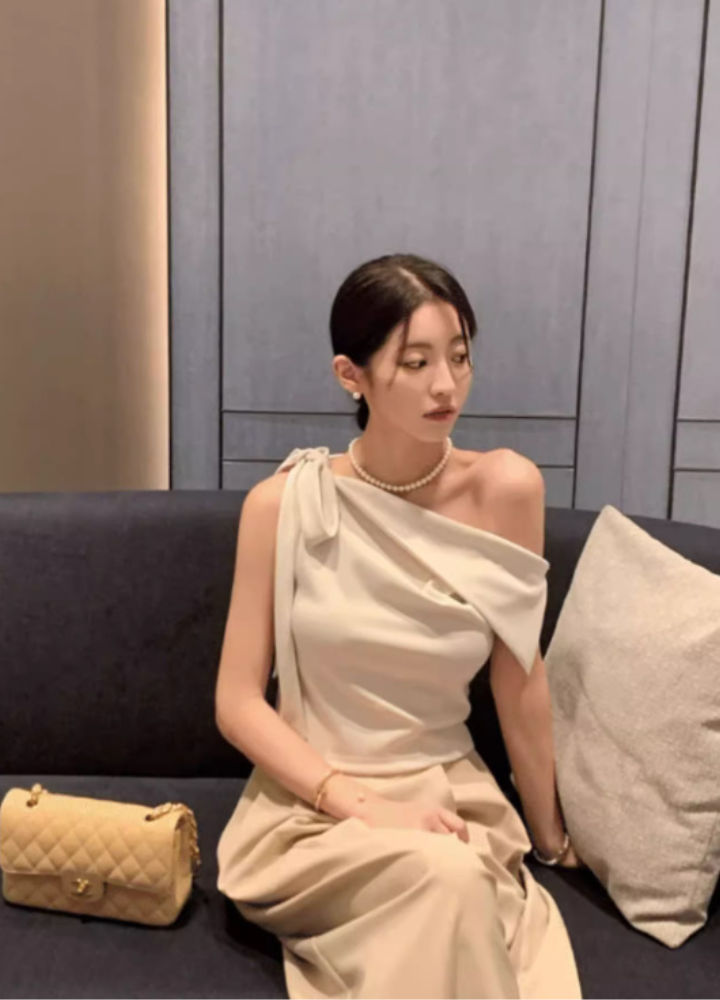 Woman Ribbon One Shoulder Sleeveless Blouse CST007