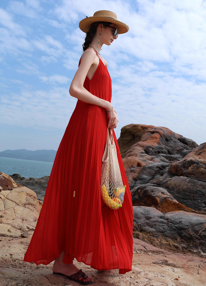 Woman Red Halter Neck Pleats Long Dress CDR090