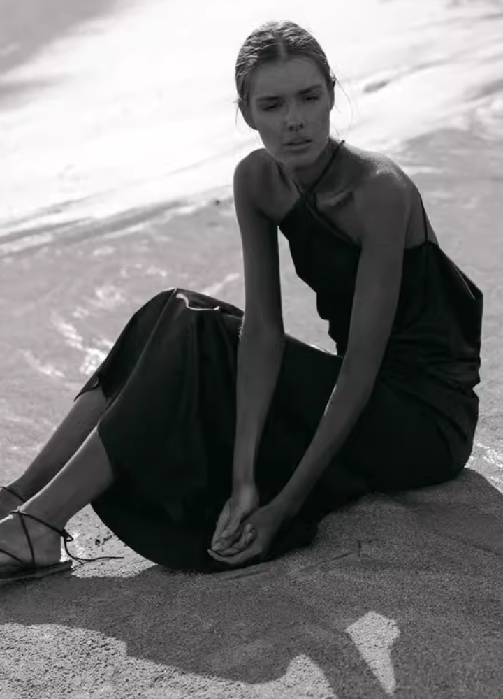 Woman Halter Neck Backless Drape Long Dress CDR076