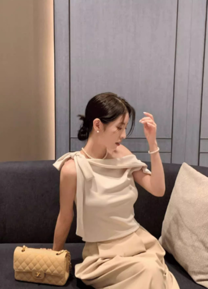 Woman Ribbon One Shoulder Sleeveless Blouse CST007